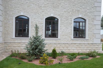 Частный дом. Камень «Саграда»