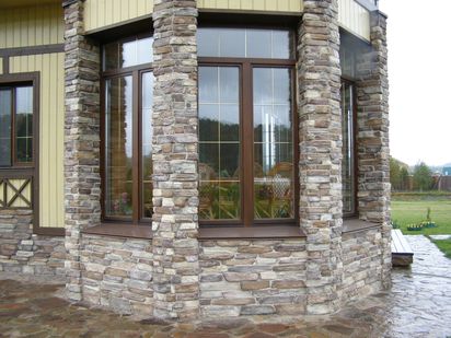 Частный дом. Камень «Англия»